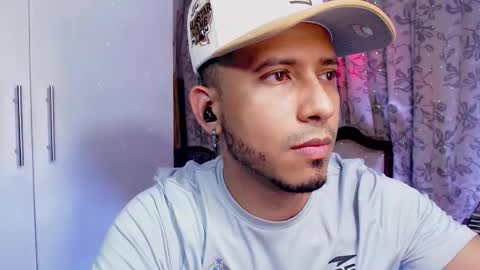 Thom online show from March 3, 5:04 am