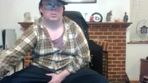 Thomsam88 check out my bio for loads of hot videos mmmmmmmmmm online show from March 17, 3:31 am