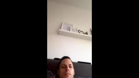 Snapshot of thorhh1991 chatting on December 17, 9:17 am thorhh1991 online show from December 17, 9:17 am
