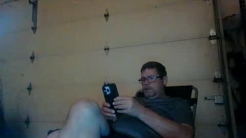 Throbber online show from November 20, 11:14 pm