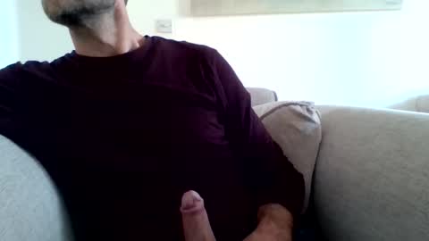 throbbingstepdad23 online show from May 27, 9:28 am