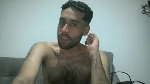 Snapshot of throwawayyourgun chatting on February 16, 1:38 am Luka online show from February 16, 1:38 am