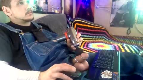 thunder8u42 online show from April 16, 10:23 pm