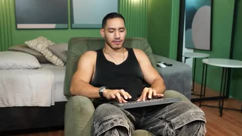 Tian Brooks online show from February 16, 2:42 am