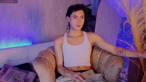   online show from June 16, 9:28 pm