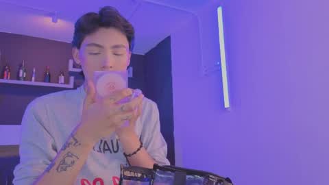   online show from June 26, 9:17 pm