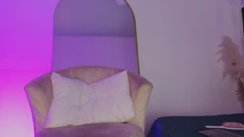   online show from July 30, 11:48 pm