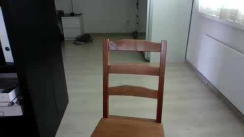 Snapshot of tiburzio chatting on February 12, 11:51 am tiburzio online show from February 12, 11:51 am