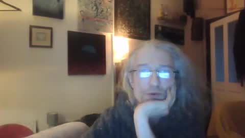 tiddles12345 online show from March 7, 7:17 am