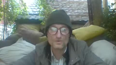 tiddles12345 online show from May 31, 4:24 am