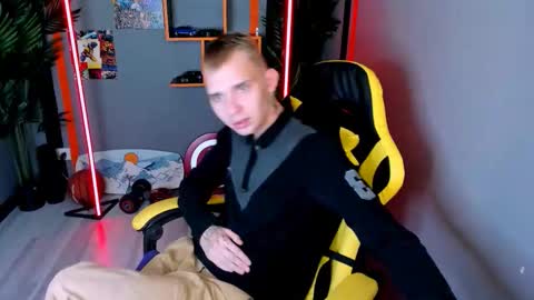 Tim online show from October 17, 9:30 pm