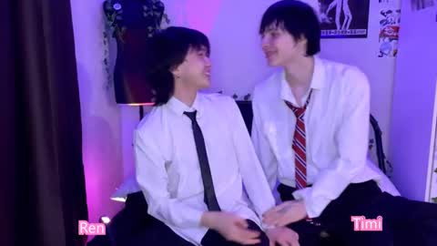 Snapshot of timi_moon chatting on February 3, 8:46 pm timi_moon online show from February 3, 8:46 pm