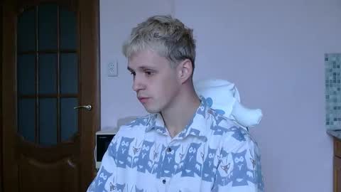 Tim WhiteS online show from October 28, 9:23 am