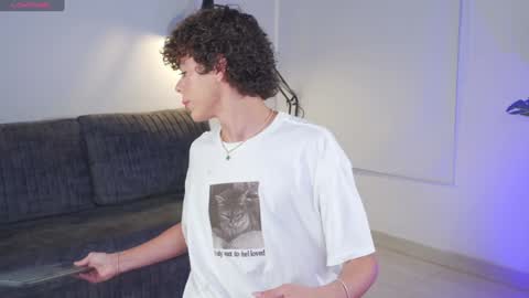 timmyshy online show from January 10, 12:04 pm