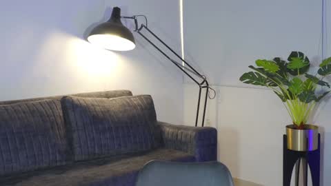 timmyshy online show from February 1, 10:13 pm