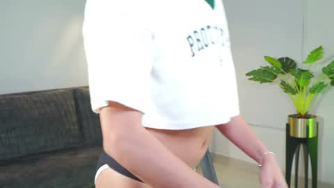 timmyshy online show from January 26, 9:18 pm