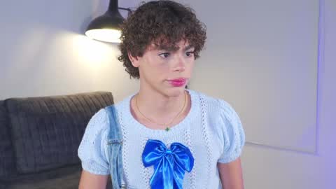 timmyshy online show from January 11, 11:34 am