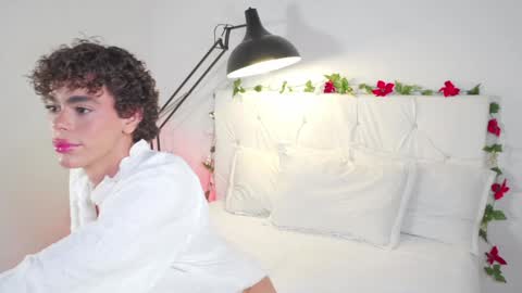 timmyshy online show from December 20, 4:53 am