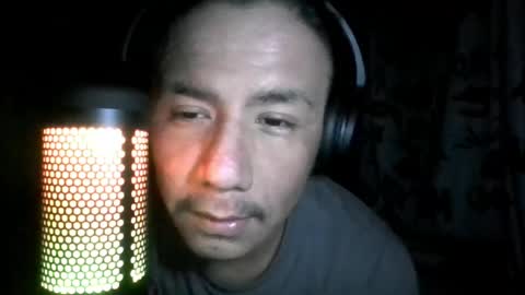 tinywolf0009 online show from May 10, 9:32 am