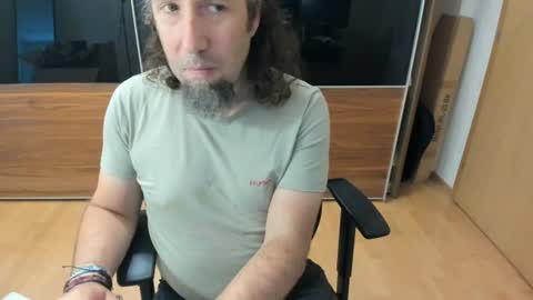 Tirolerboy27 online show from July 6, 11:40 am