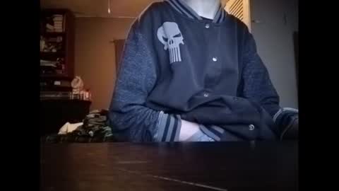 Snapshot of tjty12 chatting on December 7, 8:11 am tjty12 online show from December 7, 8:11 am