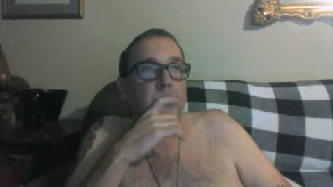 Snapshot of tnvols1968 chatting on December 10, 12:02 am Vols online show from December 10, 12:02 am