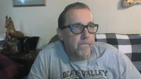 Snapshot of tnvols1968 chatting on December 25, 9:33 pm Vols online show from December 25, 9:33 pm