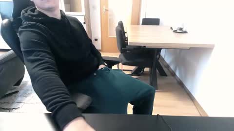 tobisk online show from November 16, 7:32 am