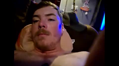 who wamts to hook up online show from March 23, 1:55 am