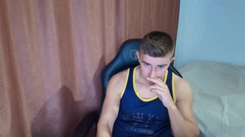 todhorny987 online show from January 16, 8:28 am