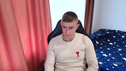 todhorny987 online show from February 24, 9:43 am