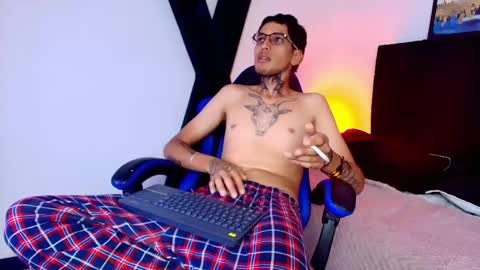 toji_zenni online show from May 15, 4:53 am