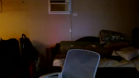 Snapshot of tom112292014 chatting on January 6, 2:26 am tom112292014 online show from January 6, 2:26 am