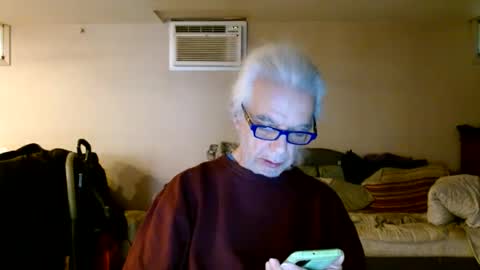 Snapshot of tom112292014 chatting on December 6, 6:39 pm tom112292014 online show from December 6, 6:39 pm