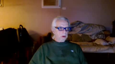 Snapshot of tom112292014 chatting on January 15, 3:00 am tom112292014 online show from January 15, 3:00 am