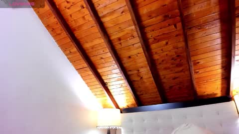   online show from December 15, 12:35 pm