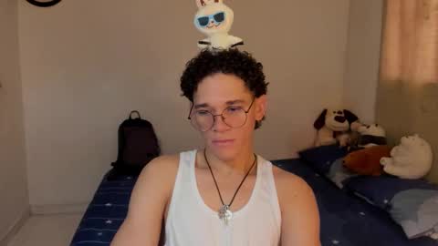 Tom Blue online show from October 24, 1:46 pm