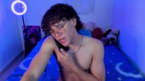 Tom Blue online show from March 27, 11:49 pm