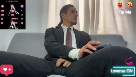 TOM online show from February 26, 4:52 pm