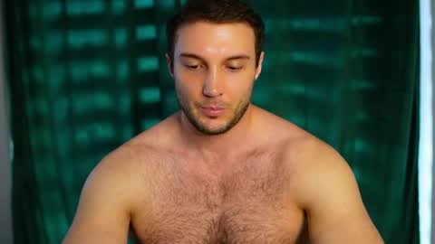 Tom online show from June 5, 6:52 am