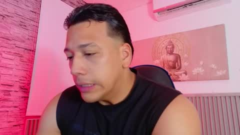 Tom muscle1 online show from February 19, 12:01 pm