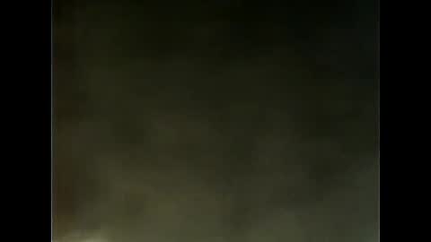 Snapshot of tomas0000 chatting on January 8, 5:27 am thomi online show from January 8, 5:27 am