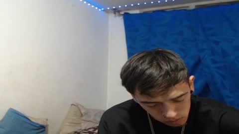 tomas_turbado_ online show from August 6, 7:03 am