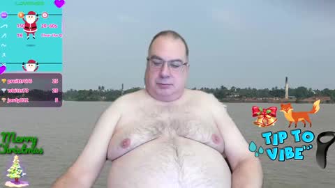 Snapshot of tomaz62a chatting on December 27, 9:22 pm Tomaz62a online show from December 27, 9:22 pm
