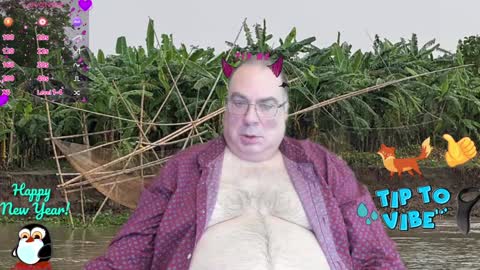 Snapshot of tomaz62a chatting on January 1, 9:09 pm Tomaz62a online show from January 1, 9:09 pm