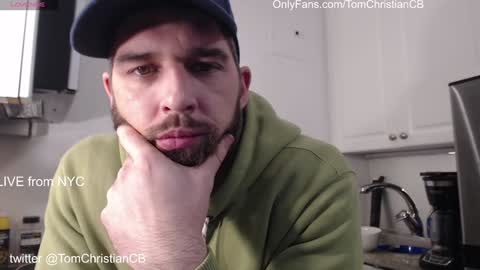 Snapshot of tomchristiancb chatting on January 3, 2:32 am Tom Christian Email- TomChristianCB online show from January 3, 2:32 am