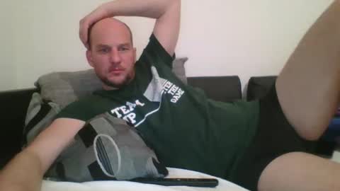 tome55555 online show from April 4, 9:34 pm