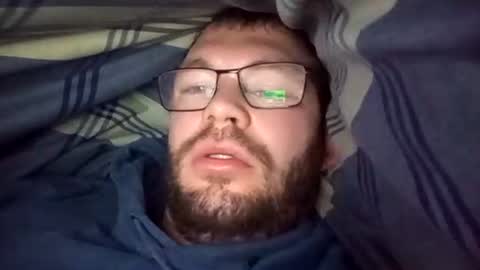 tomlaw1991 online show from December 1, 9:01 am