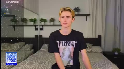 Tommy online show from October 13, 10:49 pm