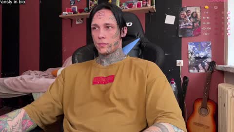 Tommy and Katana online show from December 27, 8:35 am